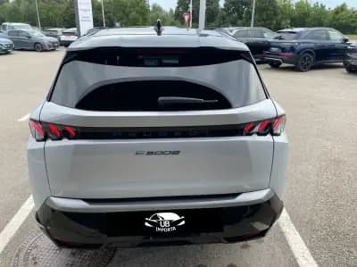 Vendo Peugeot E-5008 2024 - 40000 EUR, 12000 km - AUTO.MOTO.pt