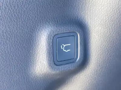 Sell Jeep Compass 2020 - 22990 EUR, 79241 km - AUTO.MOTO.pt