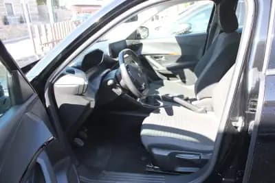 Sell Peugeot 2008 2022 - 19750 EUR, 92250 km - AUTO.MOTO.pt