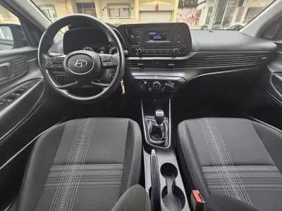 Vendo Hyundai Bayon 2022 - 18800 EUR, 19800 km - AUTO.MOTO.pt