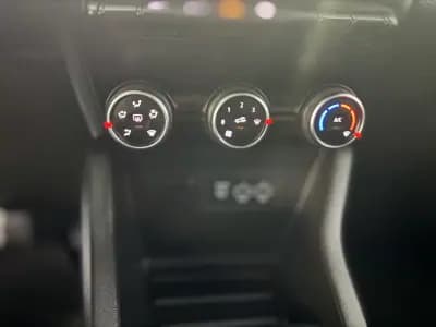 Sell Renault Clio 2020 - 13250 EUR, 80000 km - AUTO.MOTO.pt