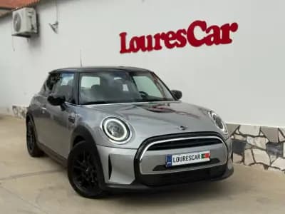 Vendo MINI Cooper 2023 - 23995 EUR, 20000 km - AUTO.MOTO.pt