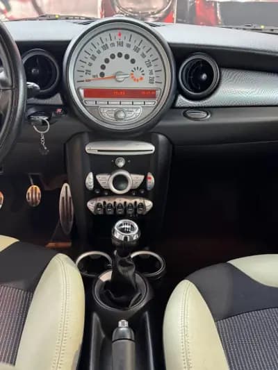Sell MINI Cooper 2009 - 10500 EUR, 157431 km - AUTO.MOTO.pt