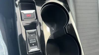 Sell Peugeot 208 2023 - 18800 EUR, 57000 km - AUTO.MOTO.pt