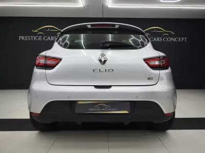 Sell Renault Clio 2015 - 9250 EUR, 201119 km - AUTO.MOTO.pt