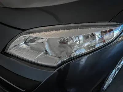 Vendo Renault Mégane Sport Tourer 2009 - 10450 EUR, 160000 km - AUTO.MOTO.pt