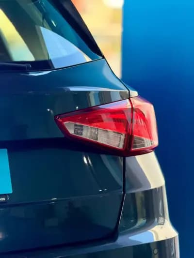 Sell SEAT Arona 2023 - 16950 EUR, 44000 km - AUTO.MOTO.pt