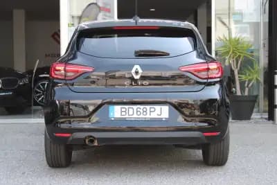 Sell Renault Clio 2023 - 15900 EUR, 41700 km - AUTO.MOTO.pt