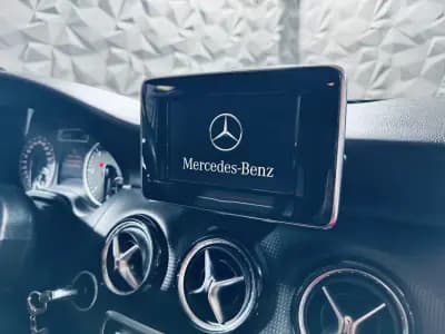 Vendo Mercedes-Benz A 180 2013 - 13990 EUR, 144369 km - AUTO.MOTO.pt