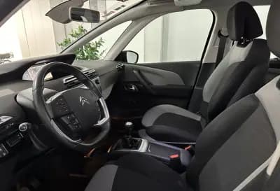Vendo Citroën C4 Grand Picasso 2015 - 13450 EUR, 120000 km - AUTO.MOTO.pt