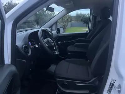 Vendo Mercedes-Benz Vito Tourer 2018 - 24900 EUR, 170000 km - AUTO.MOTO.pt