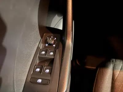 Vendo Volkswagen T-Cross 2024 - 22750 EUR, 54543 km - AUTO.MOTO.pt