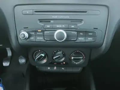 Vendo Audi A1 2010 - 9950 EUR, 236924 km - AUTO.MOTO.pt