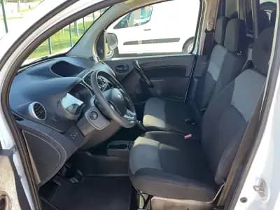 Sell Renault Kangoo 2021 - 13900 EUR, 151000 km - AUTO.MOTO.pt