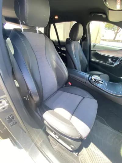 Vendo Mercedes-Benz E 300 2019 - 32500 EUR, 79783 km - AUTO.MOTO.pt