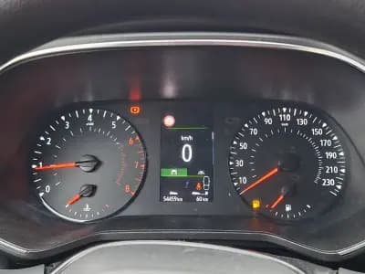 Sell Renault Clio 2020 - 13250 EUR, 54500 km - AUTO.MOTO.pt