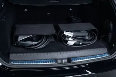 Vendo Mercedes-Benz C 300 2022 - 42950 EUR, 63000 km - AUTO.MOTO.pt