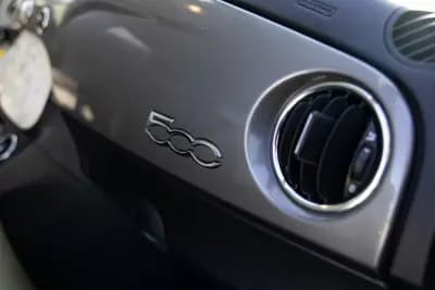 Sell Fiat 500 2023 - 11680 EUR, 46769 km - AUTO.MOTO.pt