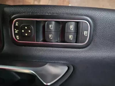 Sell Mercedes-Benz A 200 2022 - 27750 EUR, 121000 km - AUTO.MOTO.pt