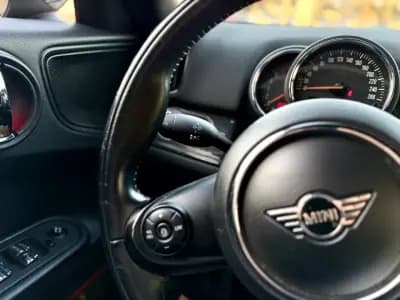 Sell MINI Countryman 2019 - 24450 EUR, 79000 km - AUTO.MOTO.pt