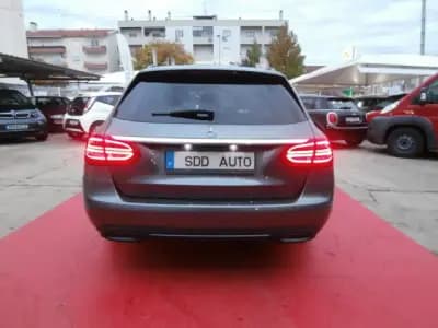 Vendo Mercedes-Benz C 180 2017 - 24900 EUR, 141265 km - AUTO.MOTO.pt