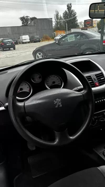 Vendo Peugeot 207 2008 - 6450 EUR, 124301 km - AUTO.MOTO.pt