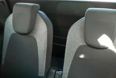 Sell Citroën C4 Spacetourer 2019 - 14550 EUR, 111820 km - AUTO.MOTO.pt