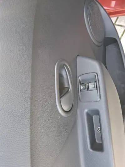 Sell Dacia Sandero 2017 - 9150 EUR, 92800 km - AUTO.MOTO.pt