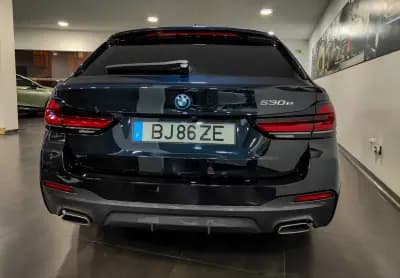 Vendo BMW 530 2024 - 43500 EUR, 41000 km - AUTO.MOTO.pt
