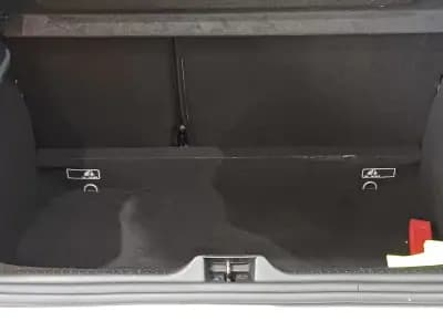 Sell Renault Clio 2017 - 12190 EUR, 82674 km - AUTO.MOTO.pt