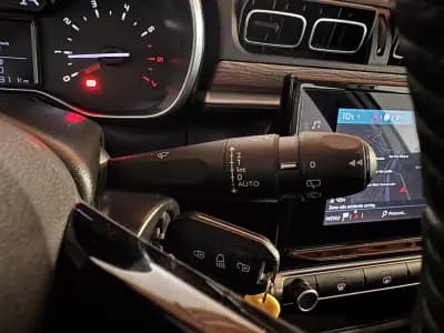 Vendo Citroën C3 2021 - 14750 EUR, 70231 km - AUTO.MOTO.pt