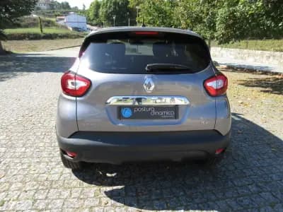Vendo Renault Captur 2016 - 12990 EUR, 148000 km - AUTO.MOTO.pt