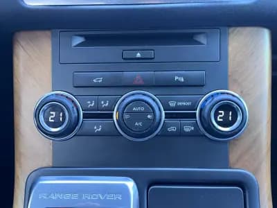 Vendo Land Rover Range Rover Sport 2012 - 28500 EUR, 164300 km - AUTO.MOTO.pt