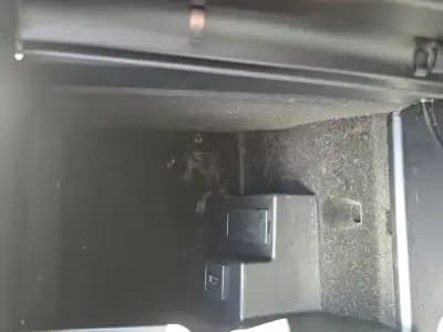 Sell Mercedes-Benz E 220 2014 - 18900 EUR, 213445 km - AUTO.MOTO.pt