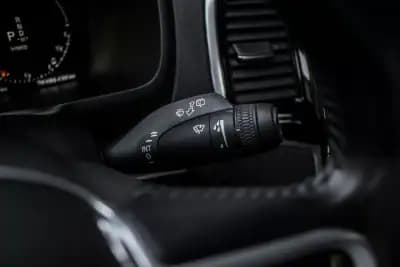 Vendo Volvo XC 90 2021 - 48990 EUR, 93199 km - AUTO.MOTO.pt