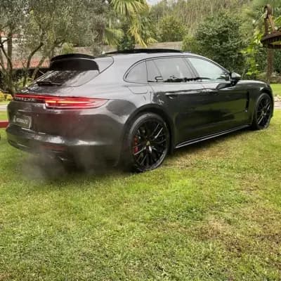 Sell Porsche Panamera Sport Turismo 2019 - 69990 EUR, 210000 km - AUTO.MOTO.pt