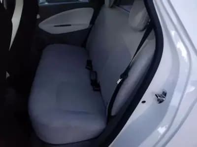 Vendo Renault Zoe 2018 - 9999 EUR, 199000 km - AUTO.MOTO.pt