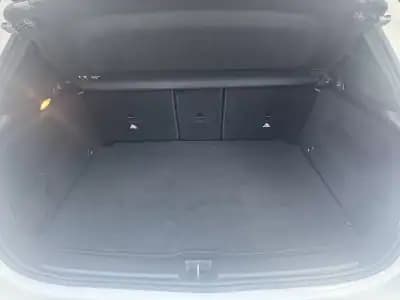 Vendo Mercedes-Benz GLA 200 2022 - 41500 EUR, 75069 km - AUTO.MOTO.pt