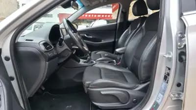 Vendo Hyundai i30 Fastback 2019 - 16500 EUR, 65000 km - AUTO.MOTO.pt