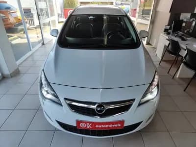 Vendo Opel Astra Sports Tourer 2011 - 6750 EUR, 226000 km - AUTO.MOTO.pt