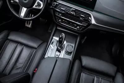 Vendo BMW 530e 2022 - 42390 EUR, 52311 km - AUTO.MOTO.pt