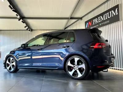 Sell Volkswagen Golf 2015 - 24990 EUR, 162000 km - AUTO.MOTO.pt