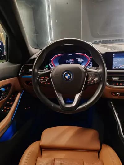 Vendo BMW 320 2021 - 28750 EUR, 112168 km - AUTO.MOTO.pt