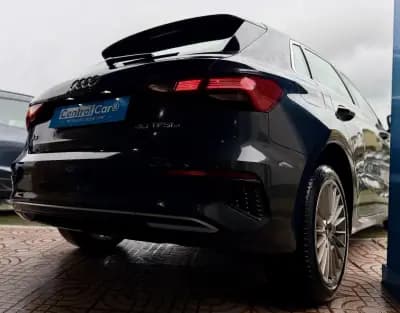 Vendo Audi A3 Sportback 2021 - 23950 EUR, 89000 km - AUTO.MOTO.pt