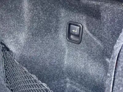 Vendo BMW 118 2012 - 16250 EUR, 172572 km - AUTO.MOTO.pt