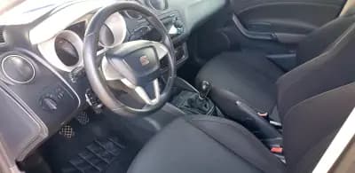 Vendo SEAT Ibiza 2009 - 10990 EUR, 153565 km - AUTO.MOTO.pt