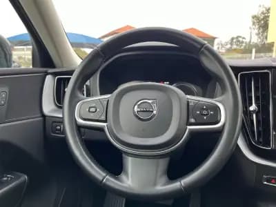 Vendo Volvo XC 60 2020 - 32750 EUR, 141000 km - AUTO.MOTO.pt