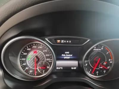 Vendo Mercedes-Benz CLA 45 AMG 2016 - 35750 EUR, 126000 km - AUTO.MOTO.pt