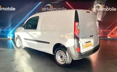 Sell Renault Kangoo 2018 - 11900 EUR, 121178 km - AUTO.MOTO.pt