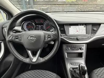 Sell Opel Astra 2019 - 14900 EUR, 66440 km - AUTO.MOTO.pt